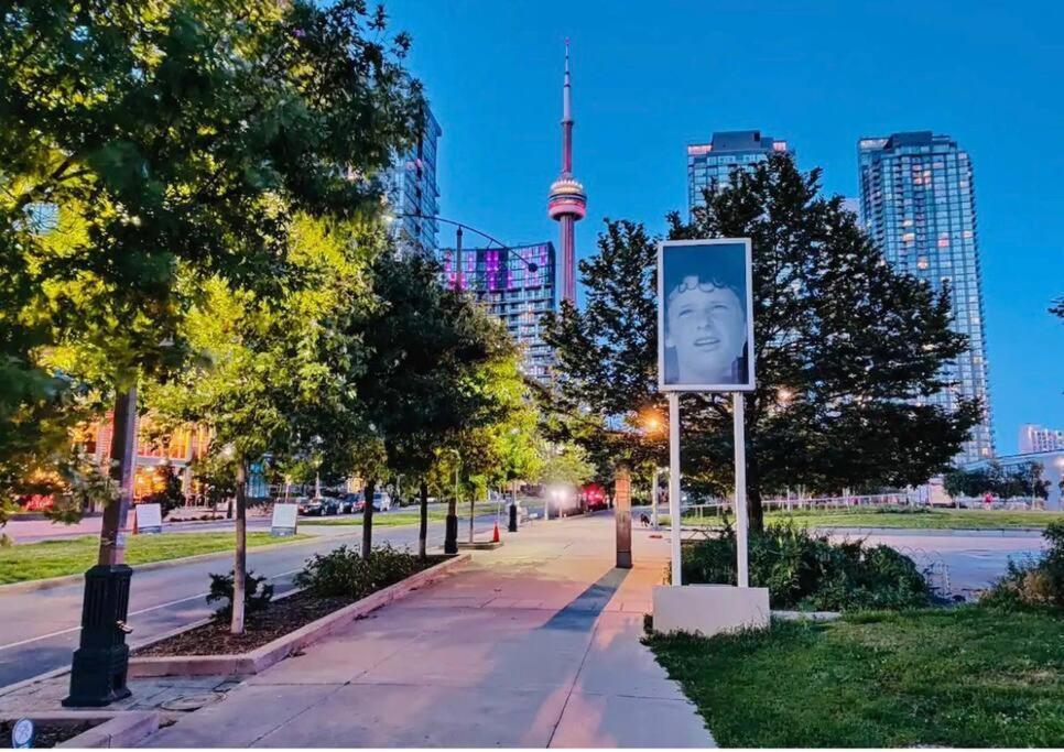 Deluxe Suite Toronto Exteriér fotografie