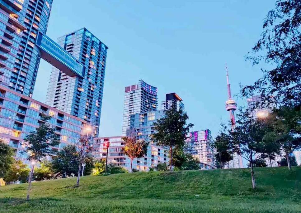 Deluxe Suite Toronto Exteriér fotografie